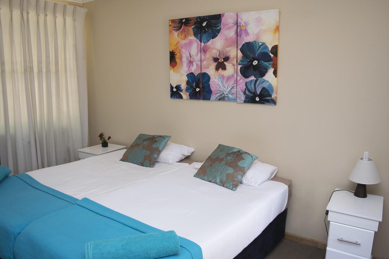 Rain Forest Boutique Camp Krugersdorp Exterior photo